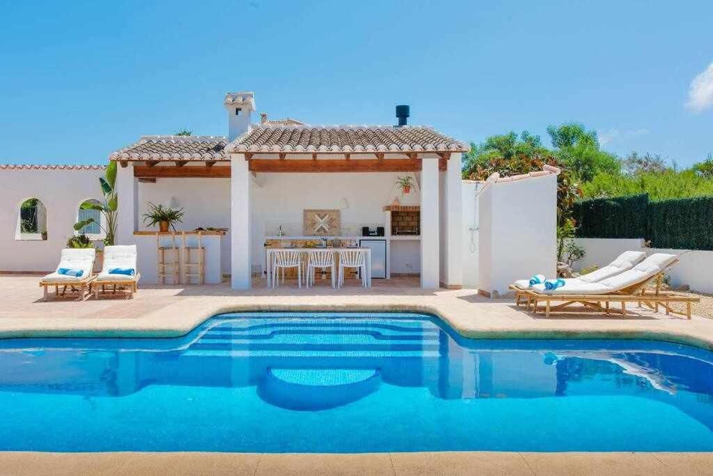 Villa Lilou ฮาเวอา ภายนอก รูปภาพ